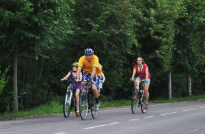 2011-Ulmeners-en-promenade-Lormes